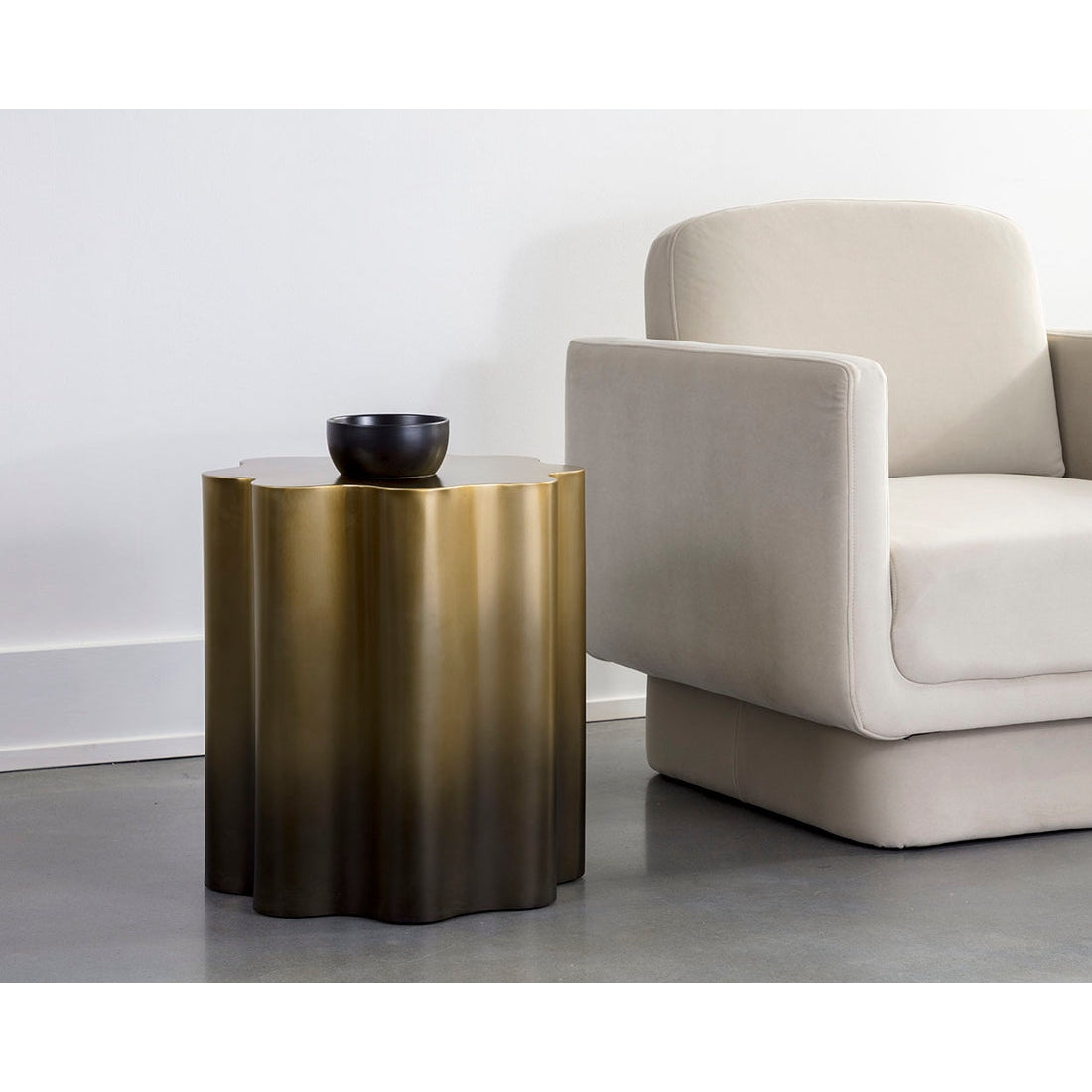 Sunpan, Dahlia End Table