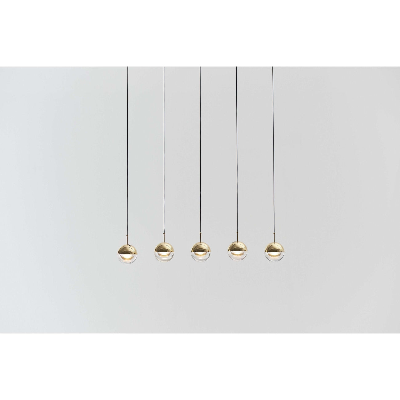 Seed Design, Dora Pendant 5 - Brass