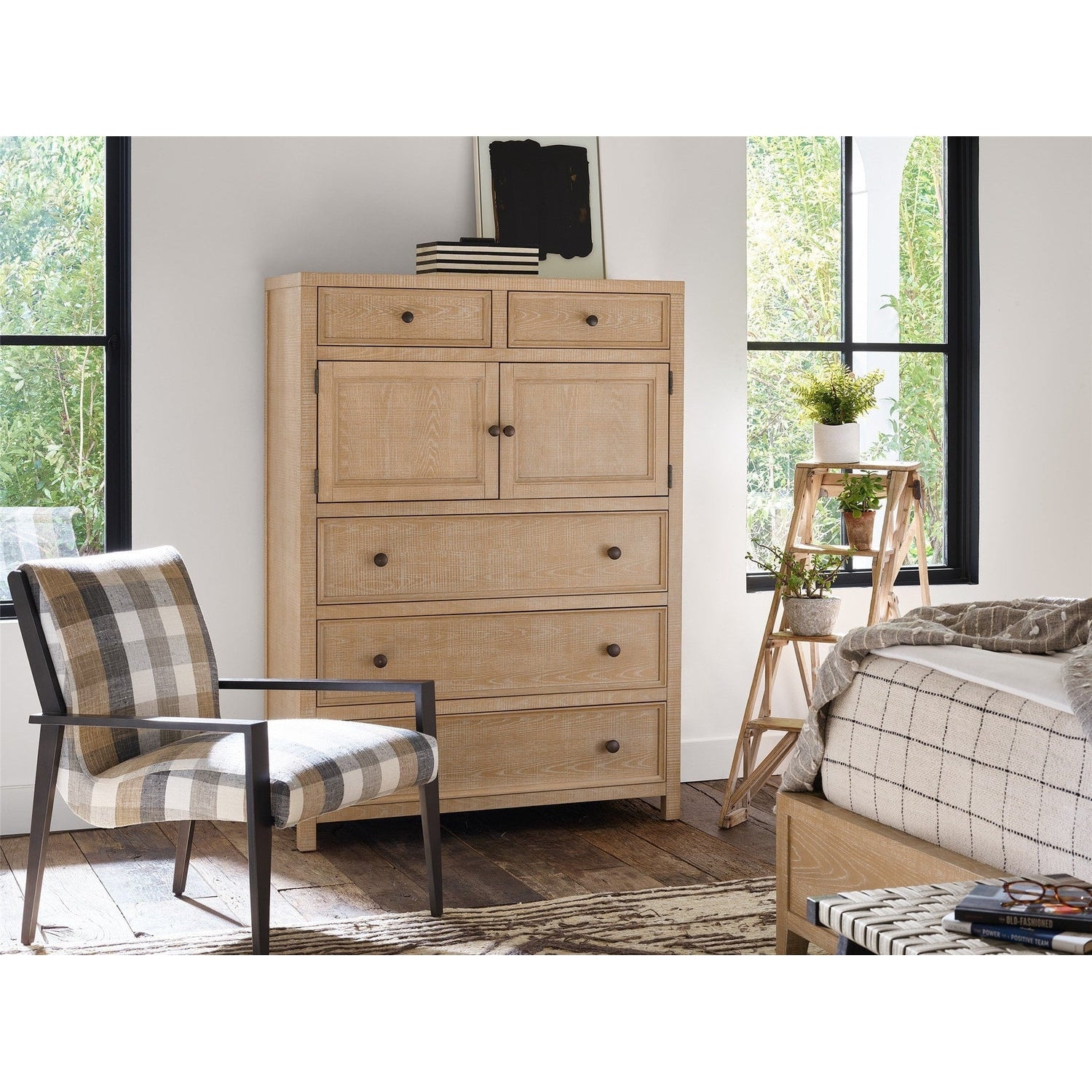 Universal Furniture, Drawer Chest - Five Drawers