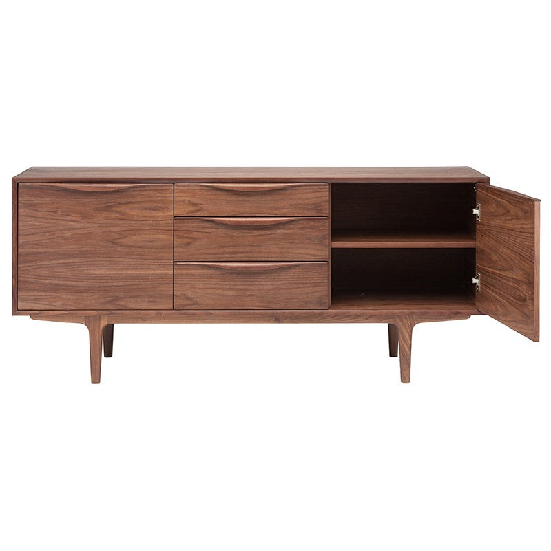 Nuevo, Elisabeth Credenza