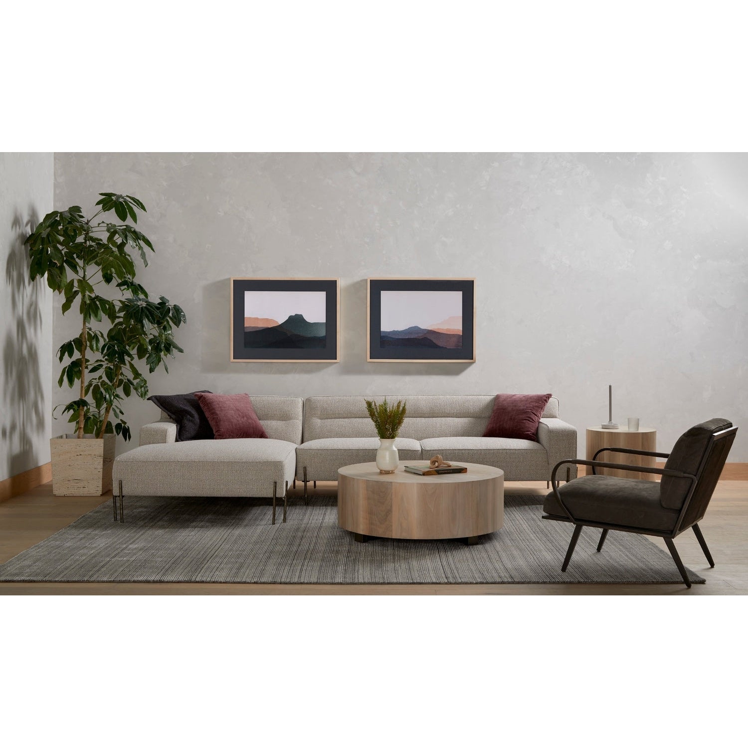 Four Hands, Elodie 2-Piece Sectional