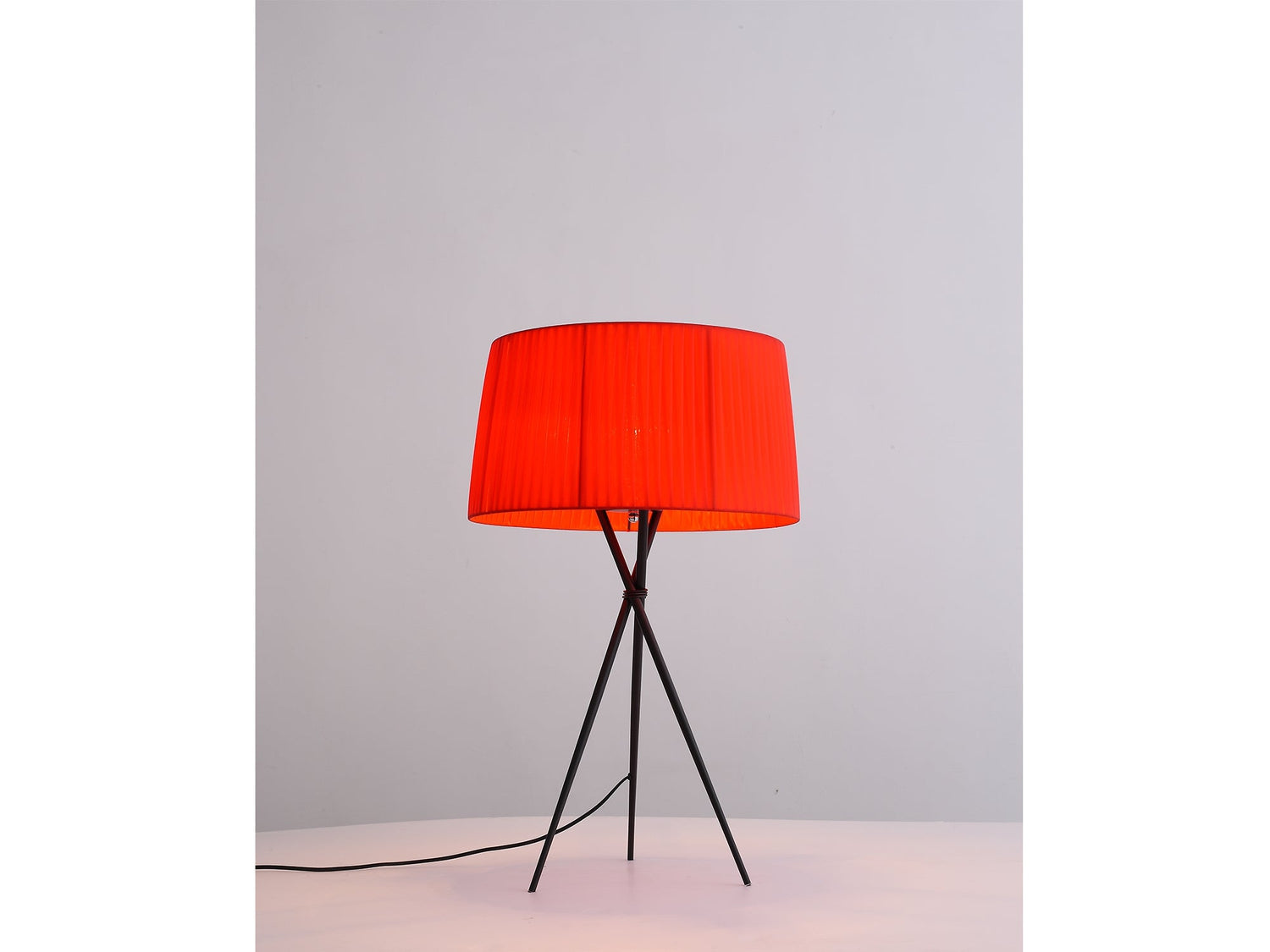 Whiteline Modern Living, Paige Table Lamp