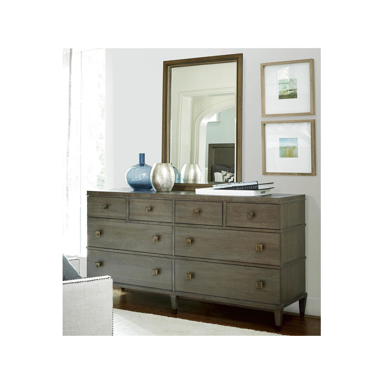 Universal Furniture, Playlist Dresser