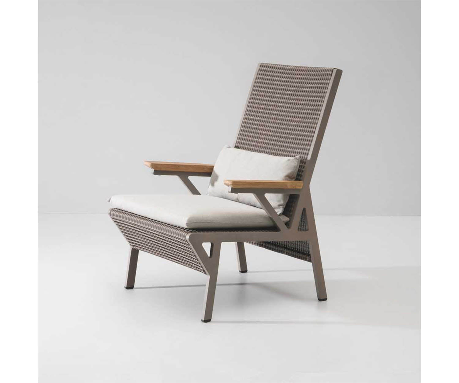 Kettal, Vieques Club Armchair